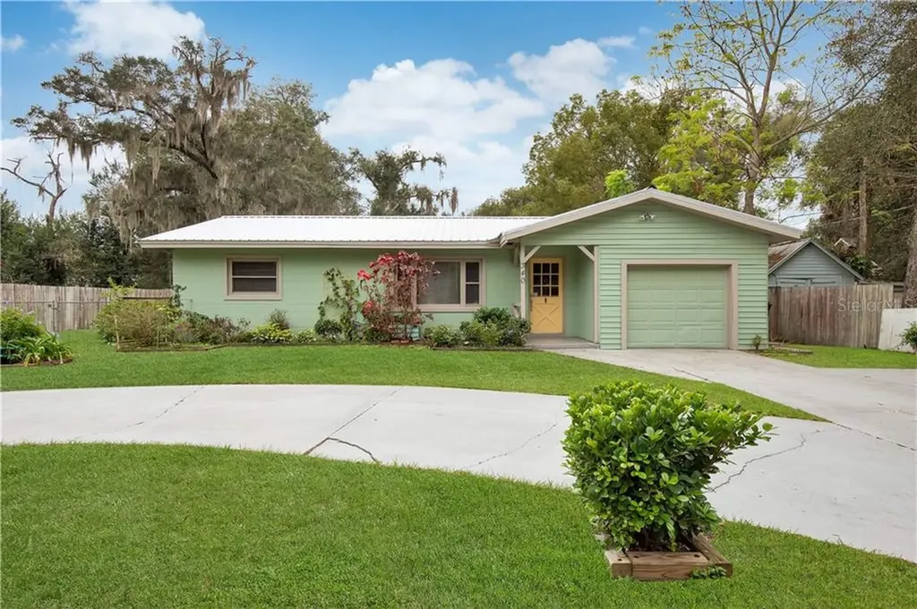 340 E French Avenue Orange City FL 32763