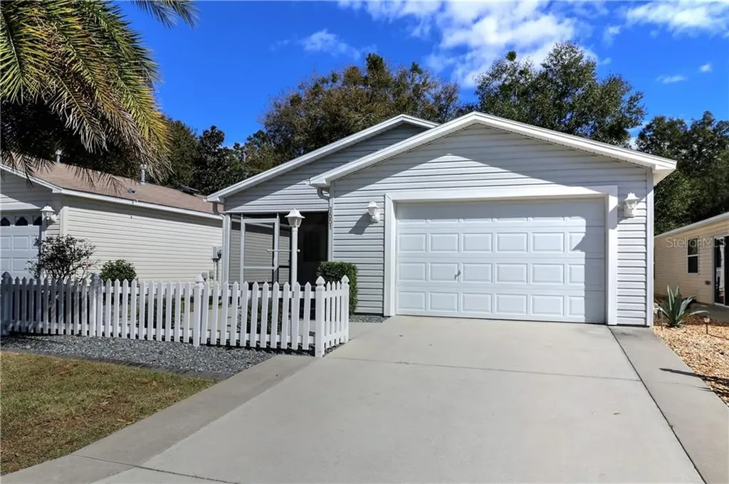1551 Woodfield Way The Villages FL 32162