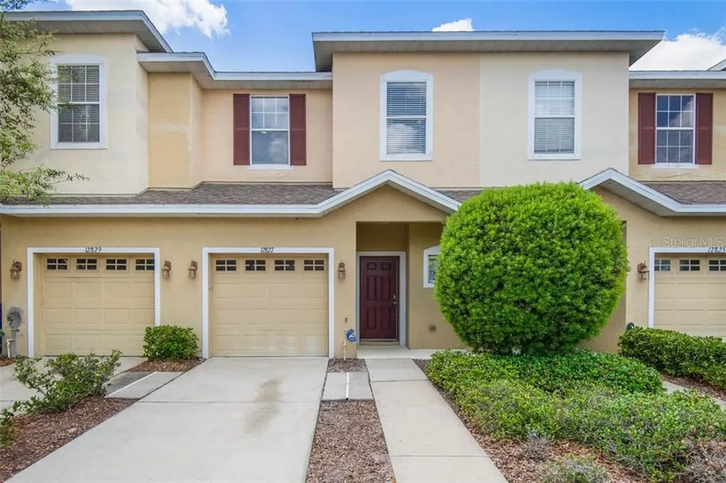 12827 Avelar Manor Place Riverview FL 33578