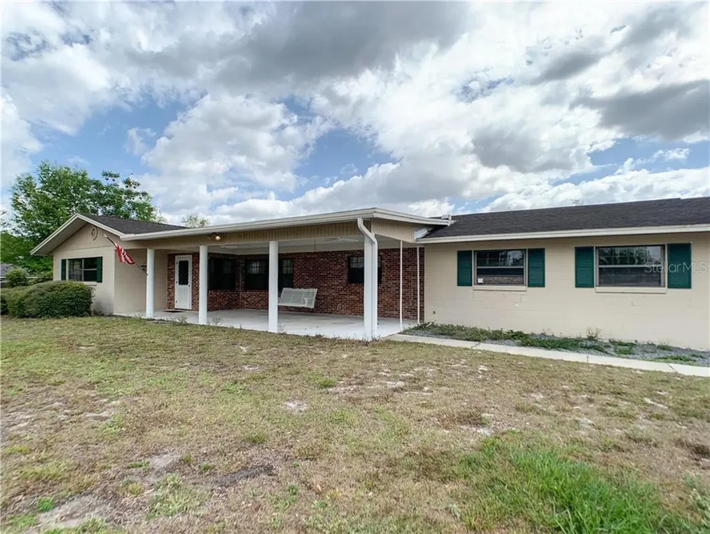 1000 S Sparkman Avenue Orange City FL 32763