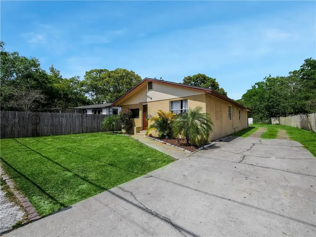 1216 Oak Street Altamonte Springs FL 32701