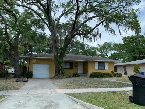 727 27th Avenue S St Petersburg FL 33705
