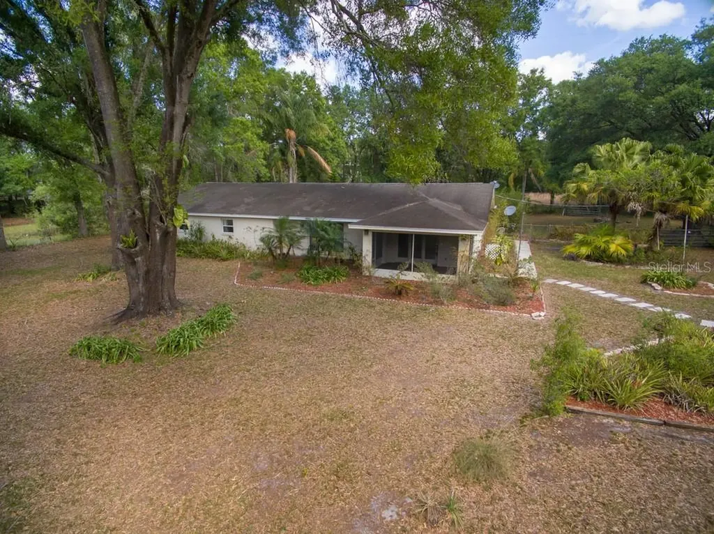 7402 W Knights Griffin Road Plant City FL 33565
