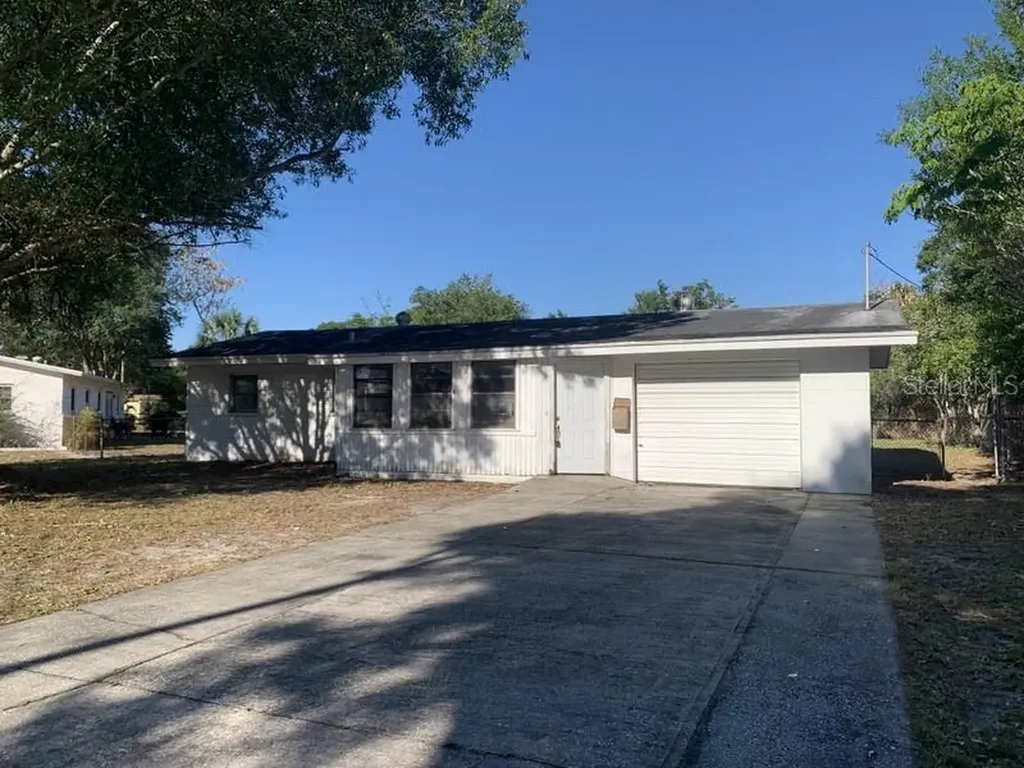 5830 12th Street N St Petersburg FL 33703