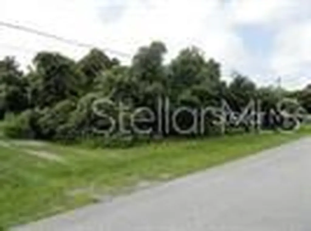 886 Alexander Avenue Deltona FL 32725