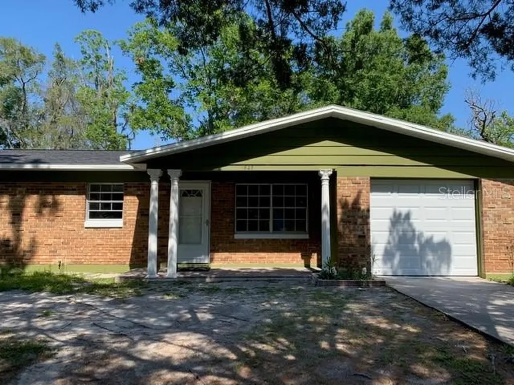 1825 NW 21st Court Ocala FL 34475