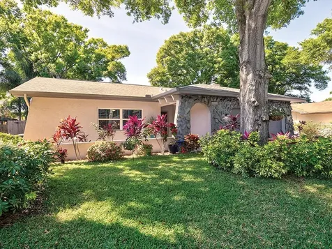 2138 Grove Valley Avenue Palm Harbor FL 34683