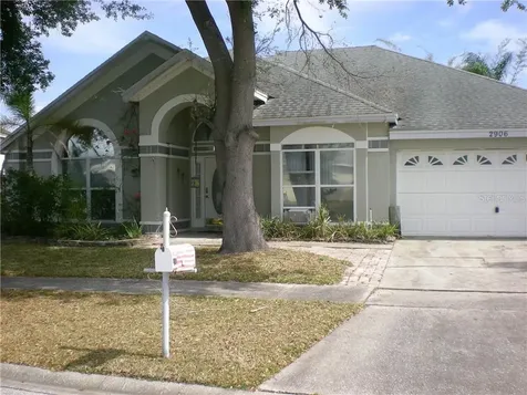 2906 Pembridge Street Kissimmee FL 34747