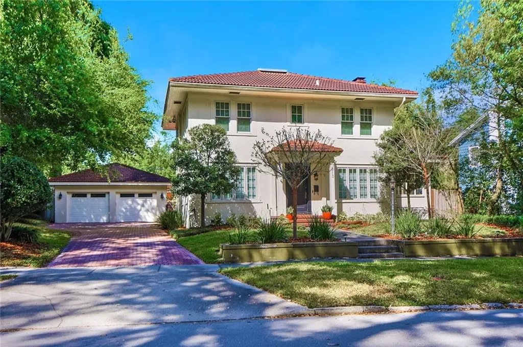 213 Whittier Circle Orlando FL 32806