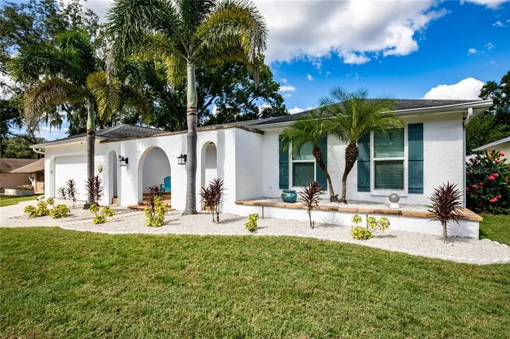 2025 Spanish Pines Drive Dunedin FL 34698