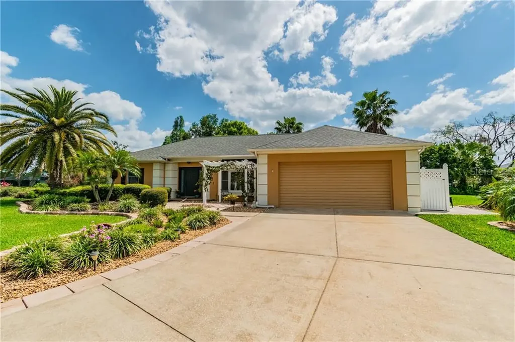 9103 Woodcutter Court Tampa FL 33647