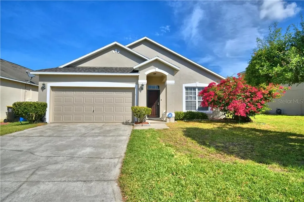 417 Knollwood Drive Davenport FL 33837