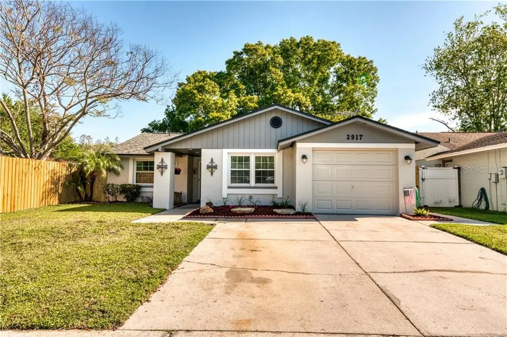 2917 Burr Oak Drive Tampa FL 33618