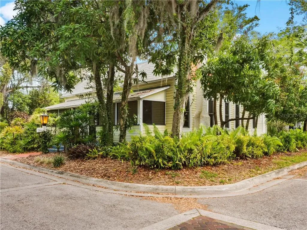 329 S Woodland Street Winter Garden FL 34787