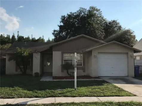 2910 Burr Oak Drive Tampa FL 33618