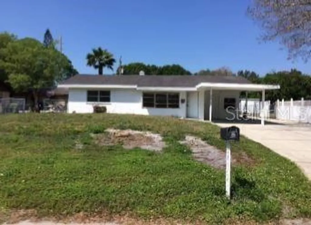 1919 N Allendale Avenue Sarasota FL 34234