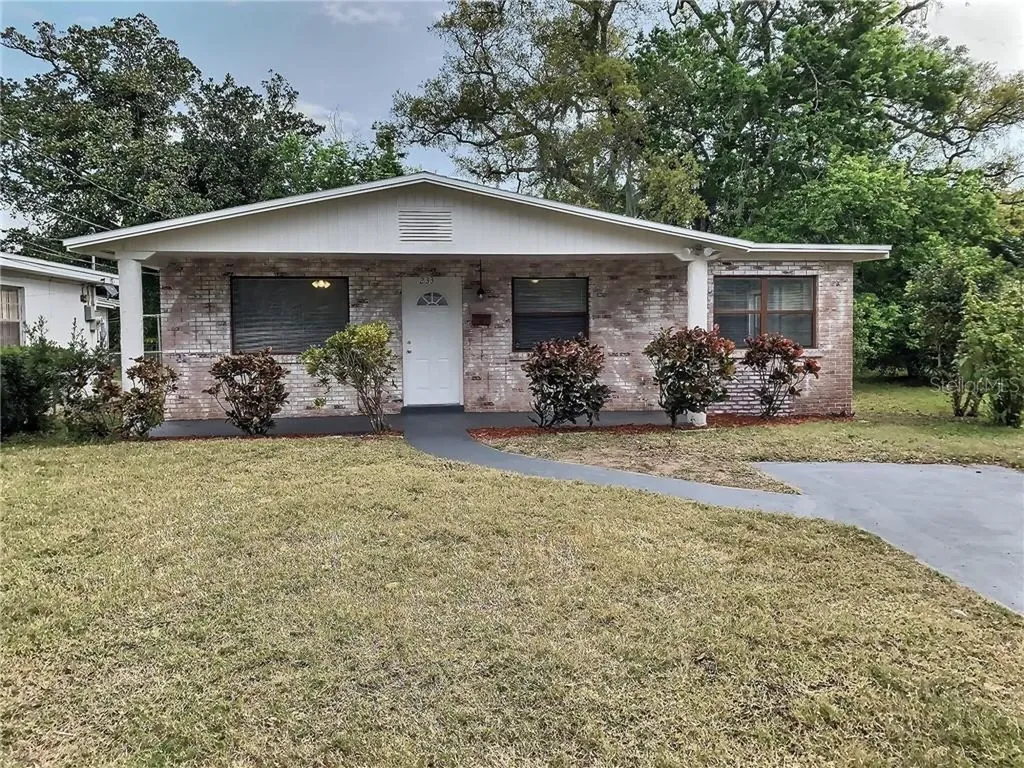233 Haynes Street Daytona Beach FL 32114