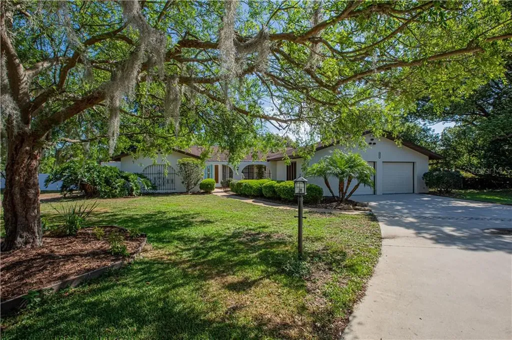 9817 Wedgewood Lane Leesburg FL 34788