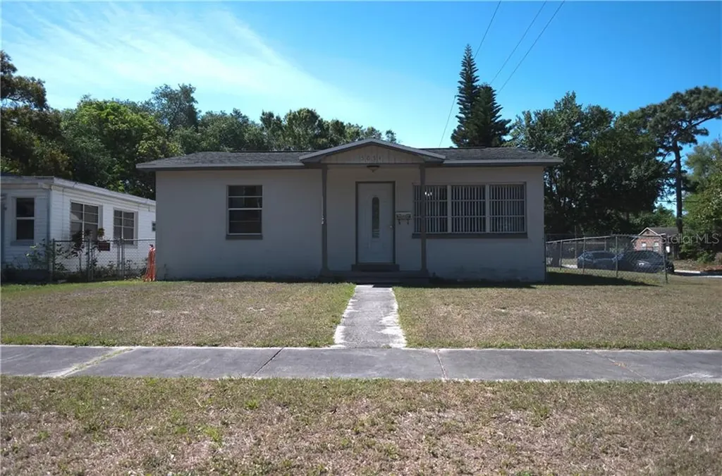 5054 2nd Avenue S St Petersburg FL 33707