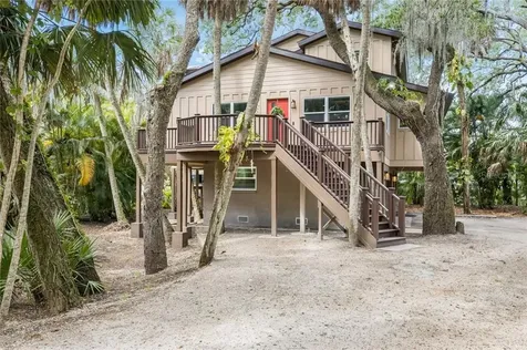 3376 S Seclusion Drive Sarasota FL 34239