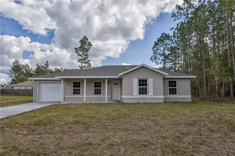 7 Locust Loop Circle Ocala FL 34472