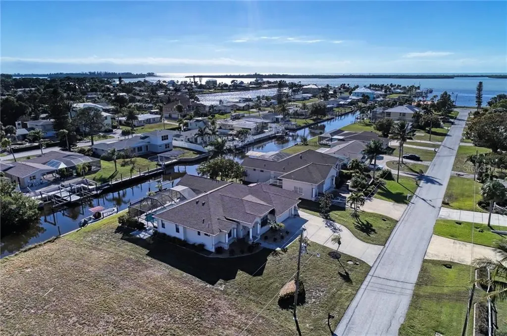 1975 Michigan Avenue Englewood FL 34224