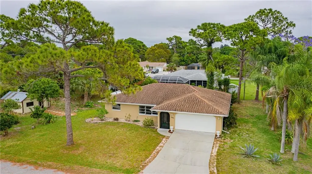 5391 Drew Road Venice FL 34293