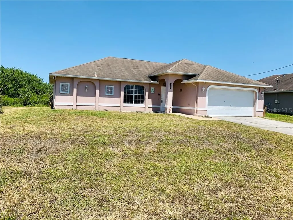 843 Wolverine Street E Lehigh Acres FL 33974