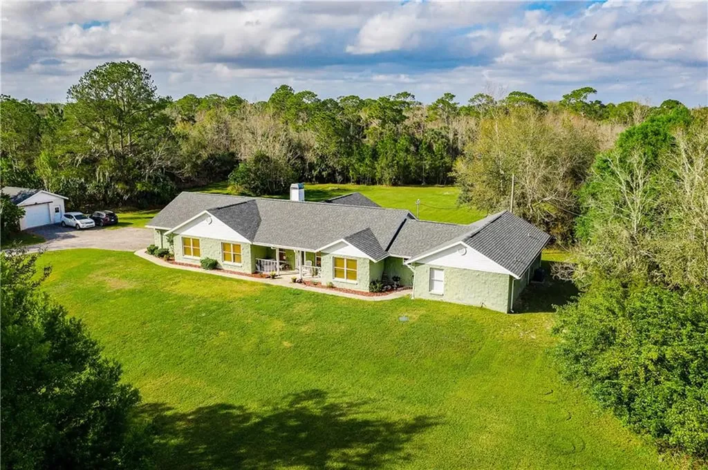 2801 E Osceola Road Geneva FL 32732