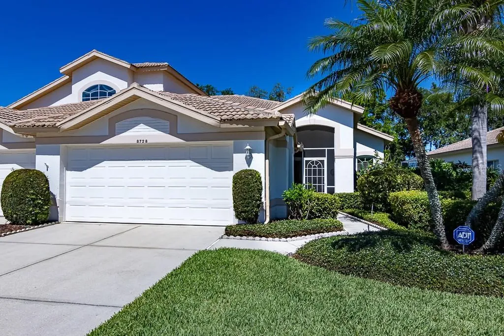 8728 Pebble Creek Lane Sarasota FL 34238