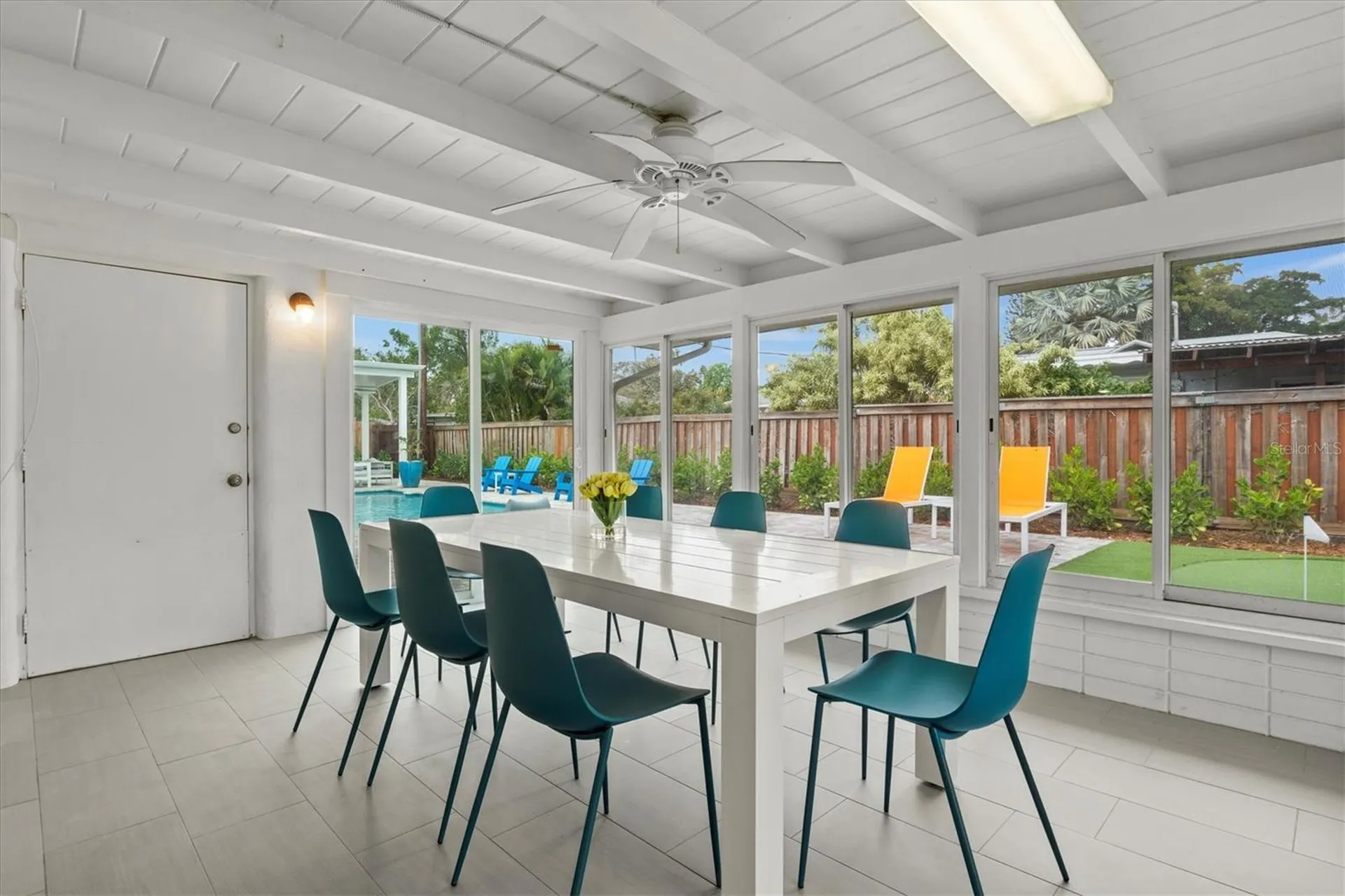2473 Davis Boulevard Sarasota FL 34237