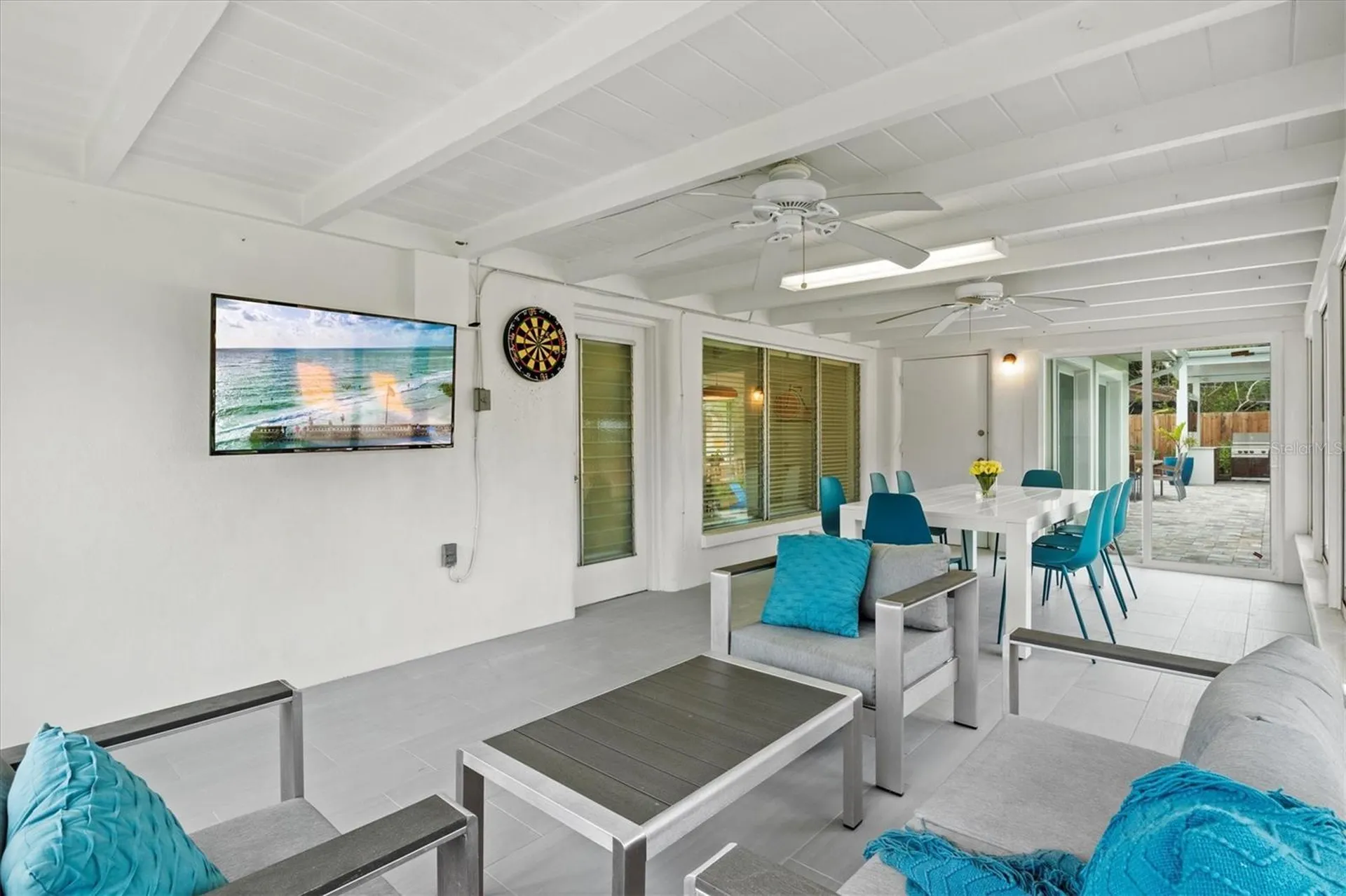 2473 Davis Boulevard Sarasota FL 34237