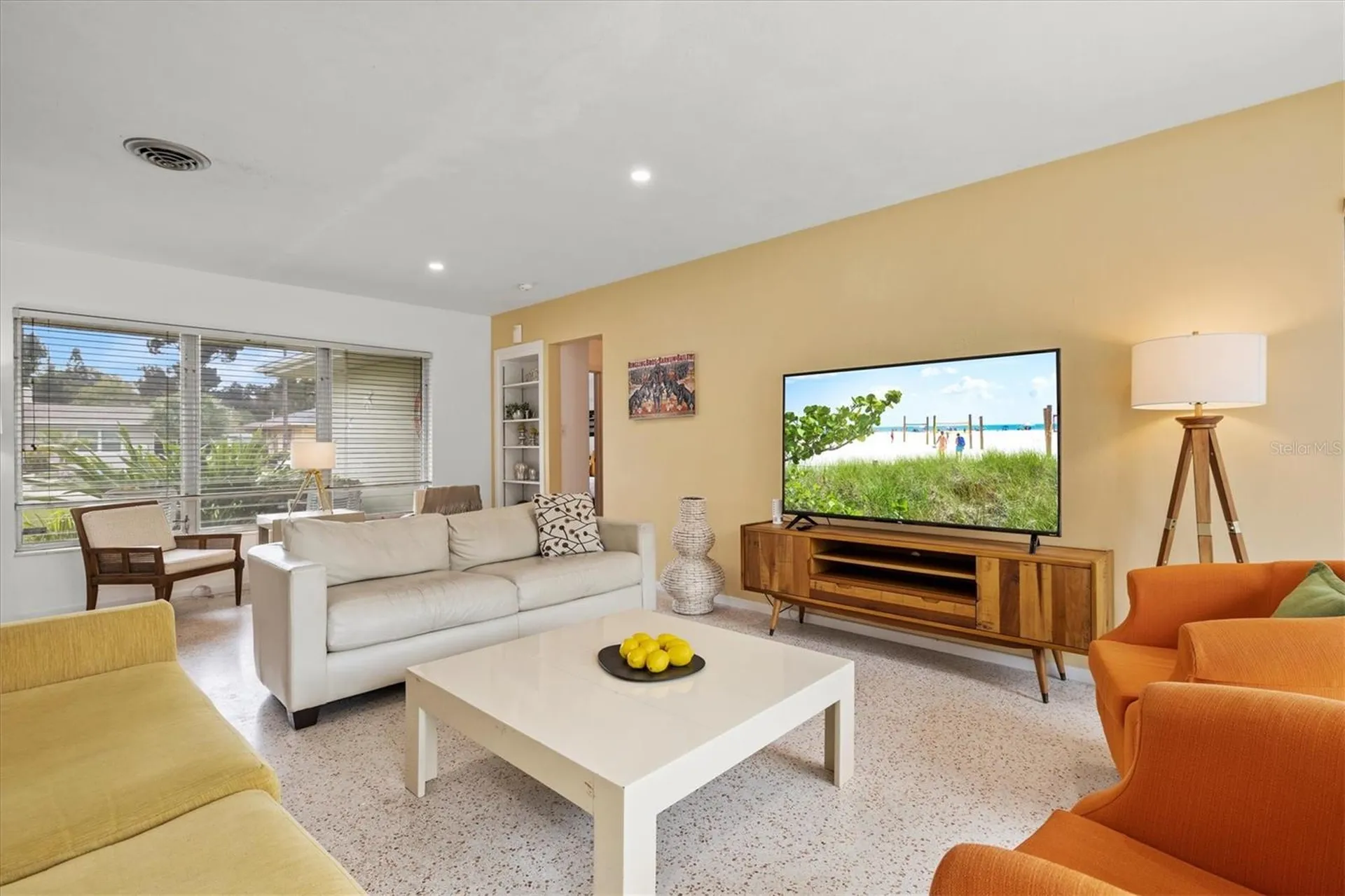 2473 Davis Boulevard Sarasota FL 34237