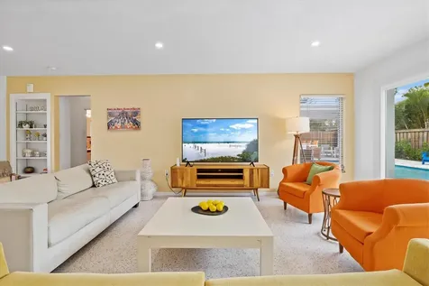 2473 Davis Boulevard Sarasota FL 34237