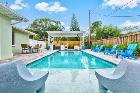 2473 Davis Boulevard Sarasota FL 34237