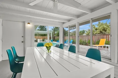 2473 Davis Boulevard Sarasota FL 34237