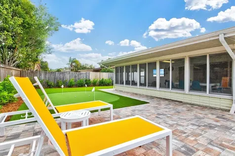 2473 Davis Boulevard Sarasota FL 34237