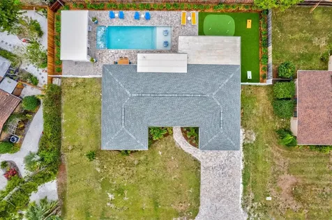 2473 Davis Boulevard Sarasota FL 34237