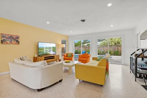 2473 Davis Boulevard Sarasota FL 34237