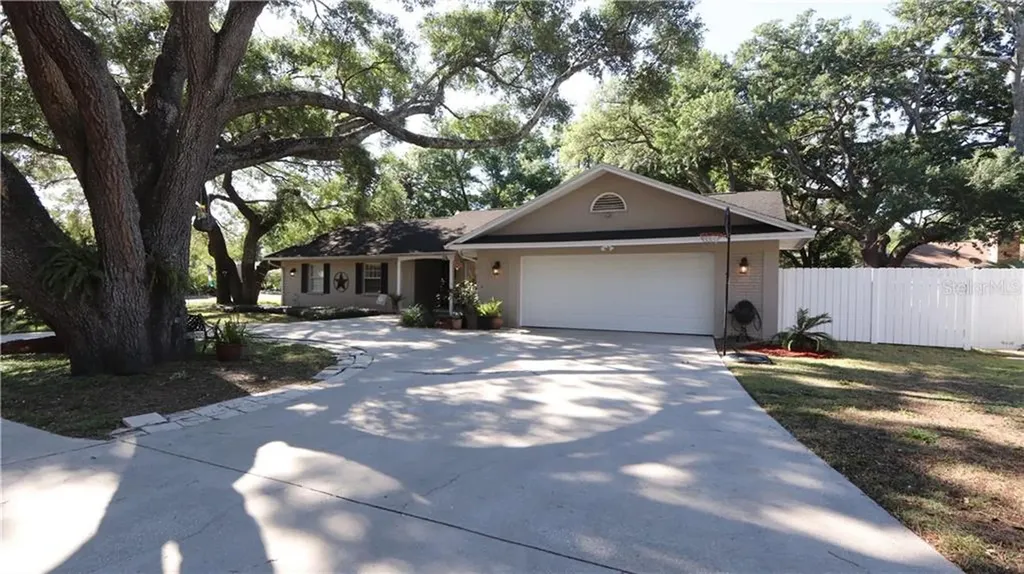 6403 E 112th Avenue Temple Terrace FL 33617