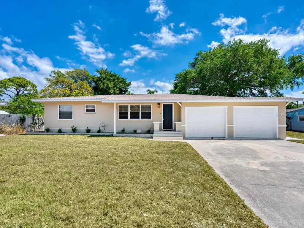 717 Nokomis Avenue S Venice FL 34285
