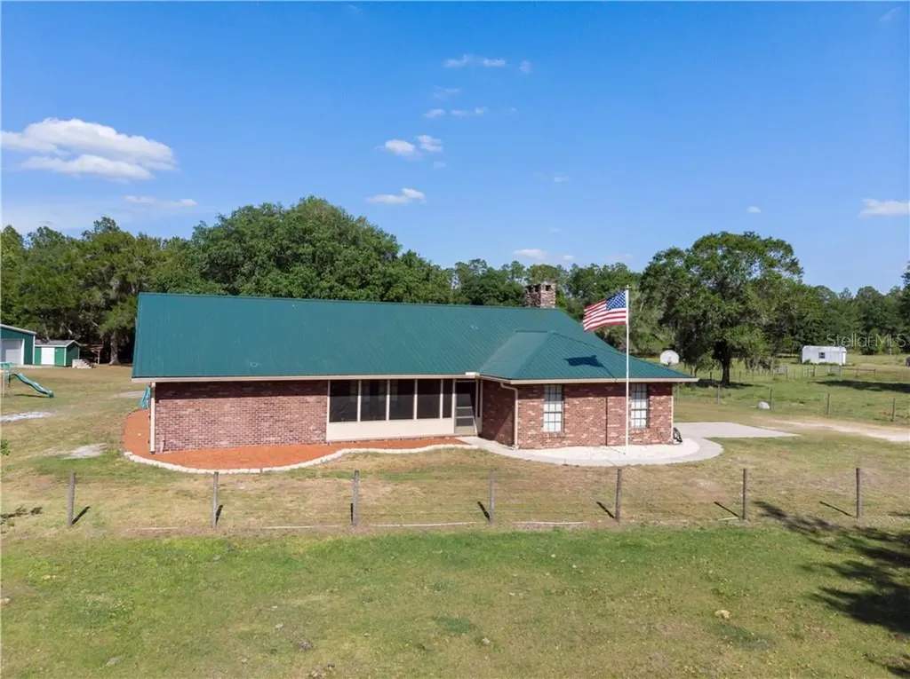 13721 Old Dade City Road Kathleen FL 33849
