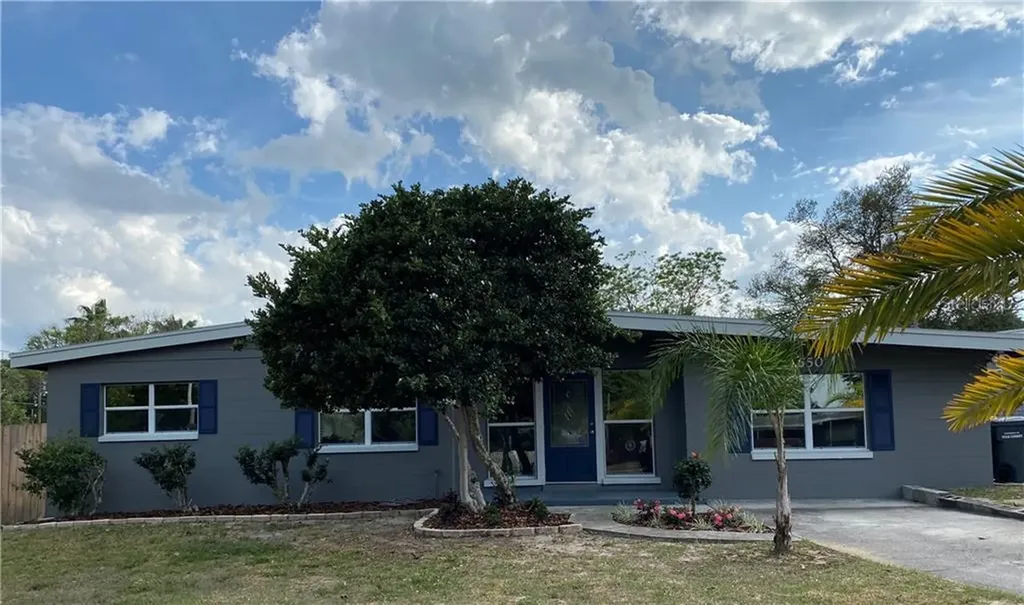 1650 Avenue E NE Winter Haven FL 33881