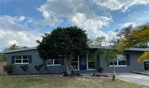 1650 Avenue E NE Winter Haven FL 33881