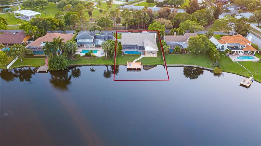 8301 Siquita Drive NE St Petersburg FL 33702