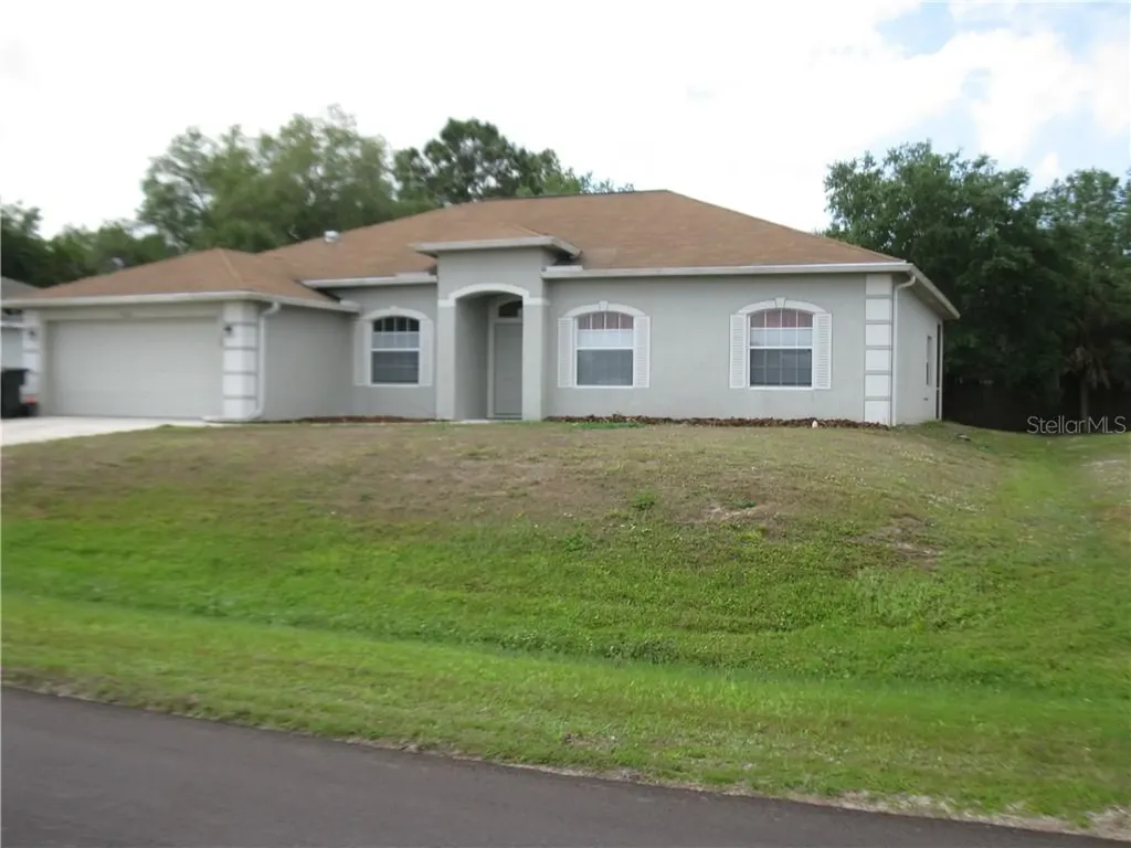 3305 Vickers Lane North Port FL 34286