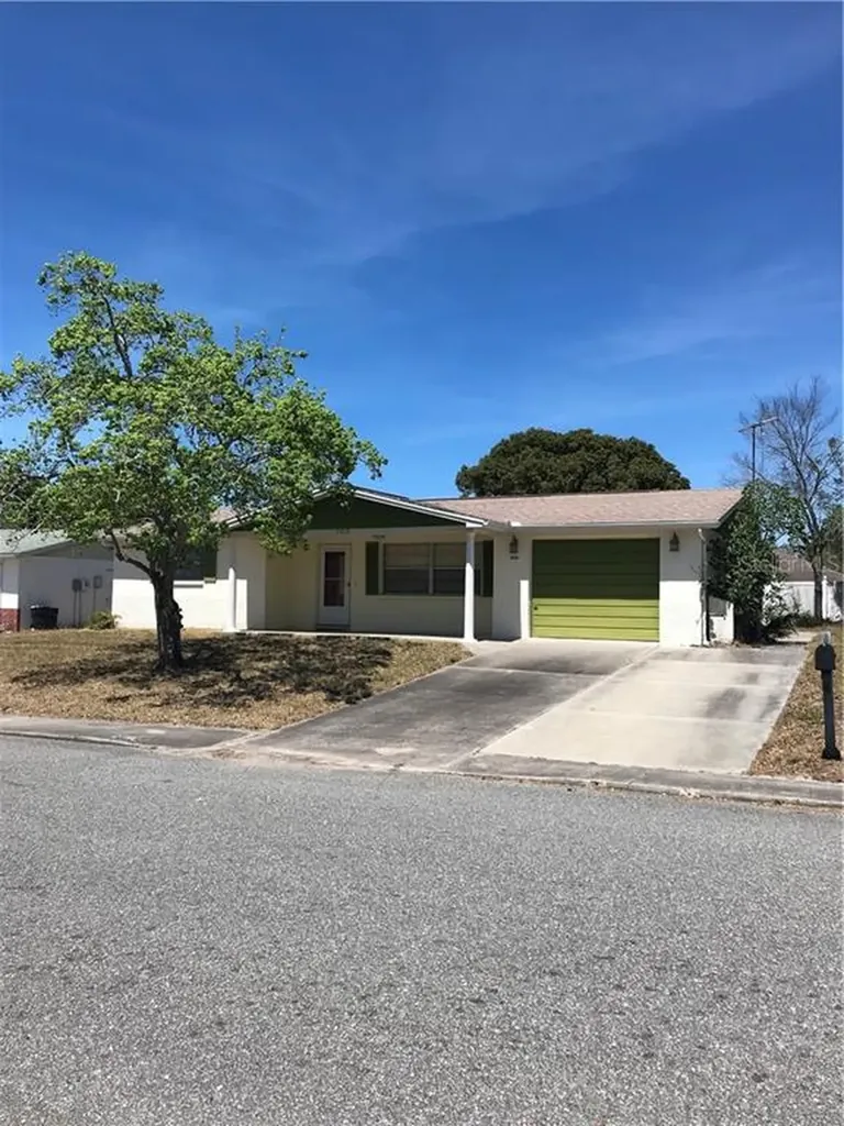 7519 Christina Lane Port Richey FL 34668
