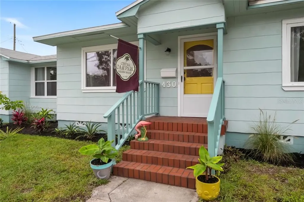 430 46th Street N St Petersburg FL 33713