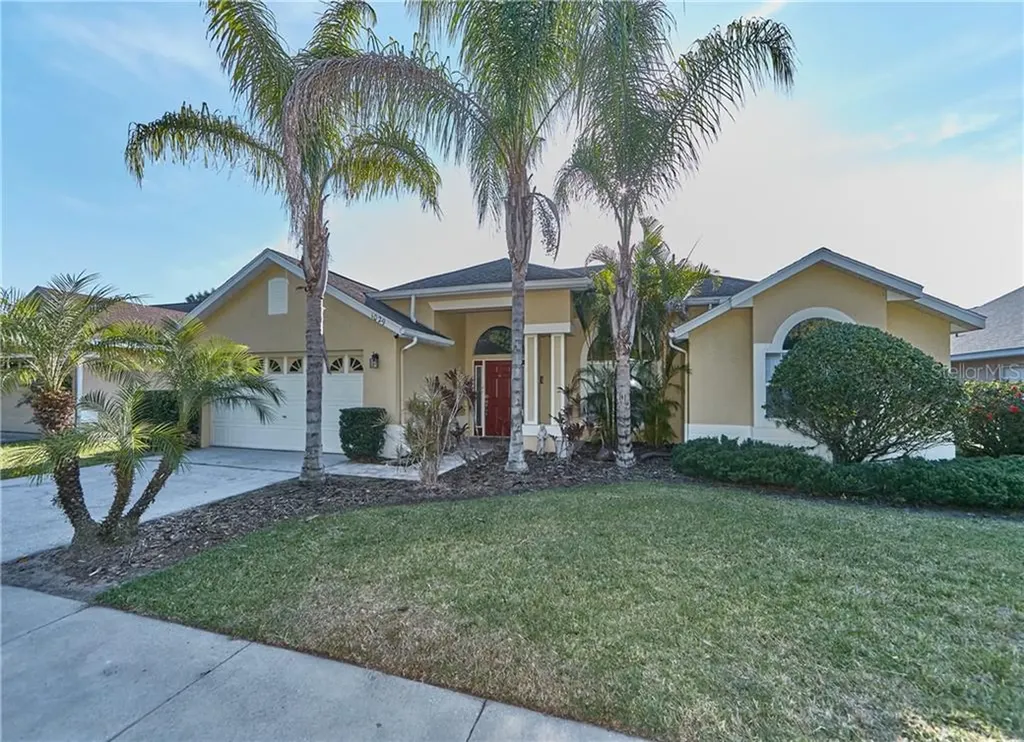 1029 Thousand Oaks Boulevard Davenport FL 33896