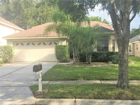 933 N Lake Claire Circle Oviedo FL 32765